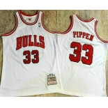 Men's Chicago Bulls #33 Scottie Pippen 1997-98 White Hardwood Classics Soul AU Throwback Jersey