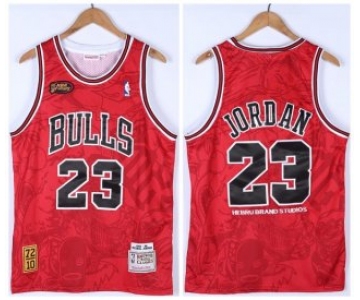 Men's Red Chicago Bulls #23 Michael Jordan 1995-96 Throwback Stitched Jersey