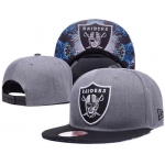 NFL Oakland Raiders Team Logo Snapback Adjustable Hat 11