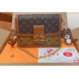 Women Luxurys Designers Bags Crossbody High Quality Handbags Womens Purses Shoulder Shopping Totes Bag (100)