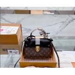 Women Luxurys Designers Bags Crossbody High Quality Handbags Womens Purses Shoulder Shopping Totes Bag (120)