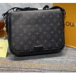 Women Luxurys Designers Bags Crossbody High Quality Handbags Womens Purses Shoulder Shopping Totes Bag (124)