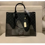 Women Luxurys Designers Bags Crossbody High Quality Handbags Womens Purses Shoulder Shopping Totes Bag (2)