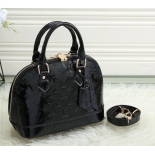 Women Luxurys Designers Bags Crossbody High Quality Handbags Womens Purses Shoulder Shopping Totes Bag (76)